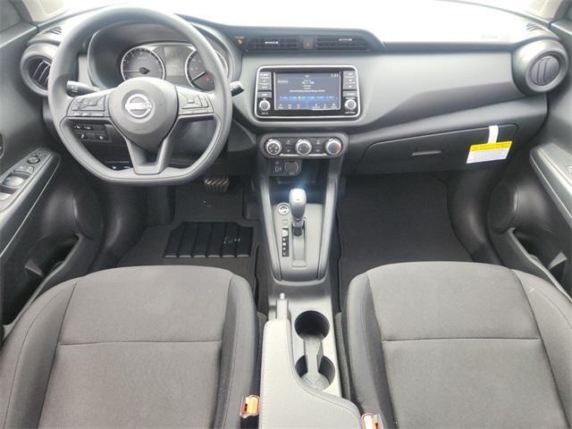 new 2025 Nissan Kicks Play car, priced at $23,850