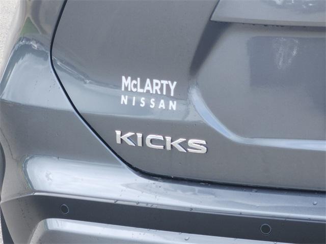 new 2025 Nissan Kicks Play car, priced at $23,850