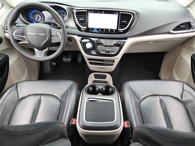 used 2022 Chrysler Pacifica car, priced at $23,600