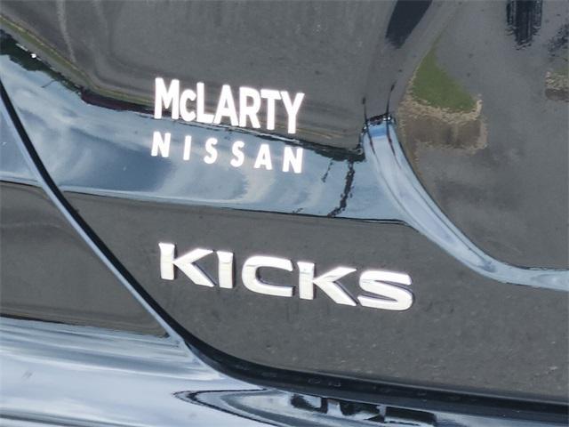 new 2025 Nissan Kicks Play car, priced at $23,850