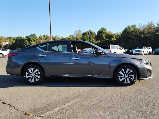 new 2025 Nissan Altima car, priced at $25,640