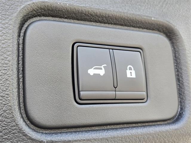 new 2025 Nissan Pathfinder car, priced at $37,016