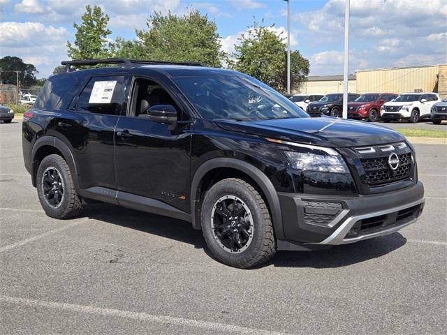 new 2025 Nissan Pathfinder car, priced at $37,016
