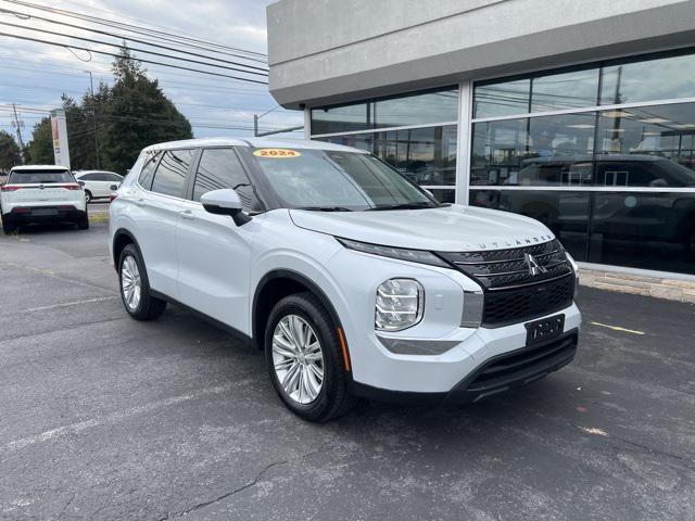 used 2024 Mitsubishi Outlander car, priced at $26,995