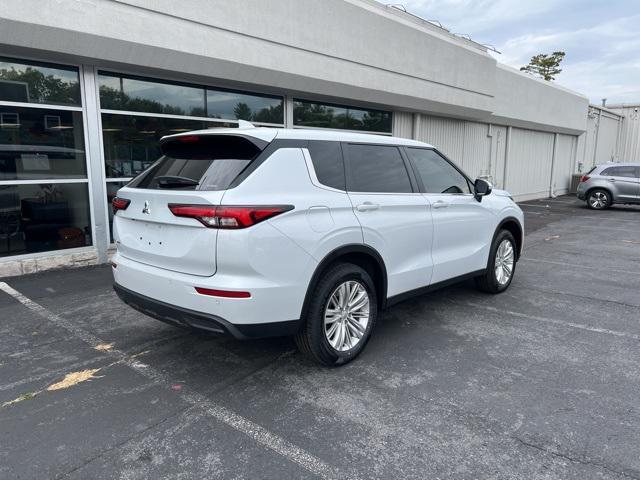 used 2024 Mitsubishi Outlander car, priced at $26,995