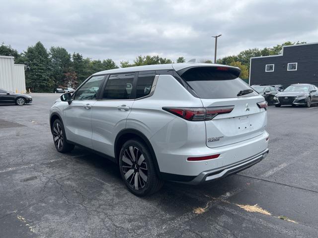 new 2025 Mitsubishi Outlander car, priced at $40,810