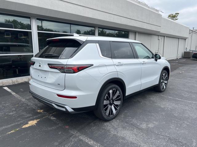 new 2025 Mitsubishi Outlander car, priced at $40,810