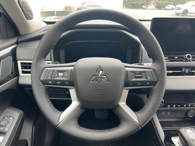 new 2025 Mitsubishi Outlander car, priced at $40,810