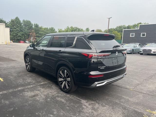 new 2025 Mitsubishi Outlander car, priced at $40,990