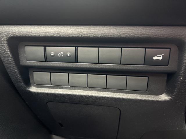 new 2025 Mitsubishi Outlander car, priced at $40,990