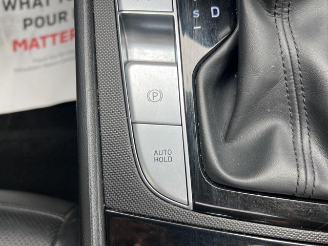 used 2024 Hyundai Elantra car, priced at $24,995