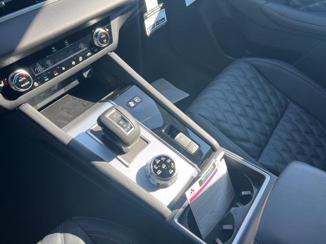 new 2025 Mitsubishi Outlander PHEV car, priced at $49,555