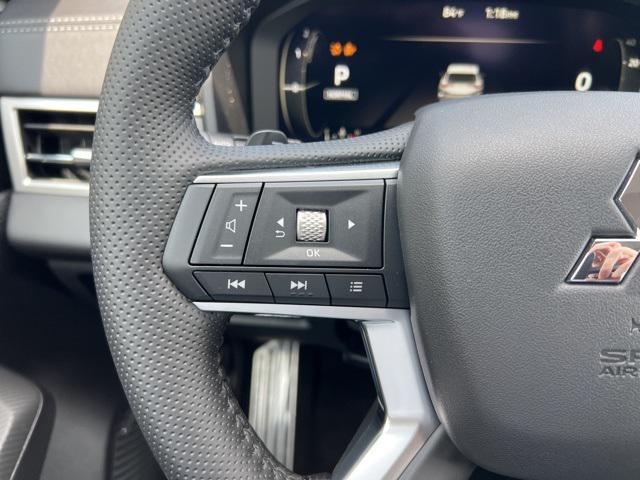 new 2025 Mitsubishi Outlander car, priced at $43,205