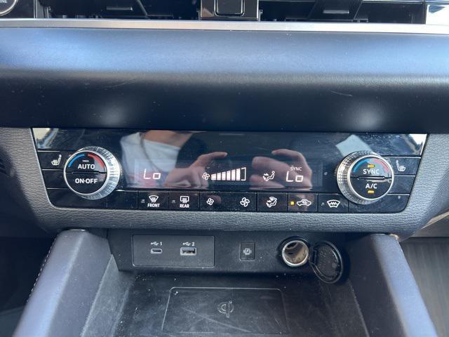 used 2024 Mitsubishi Outlander car, priced at $27,990