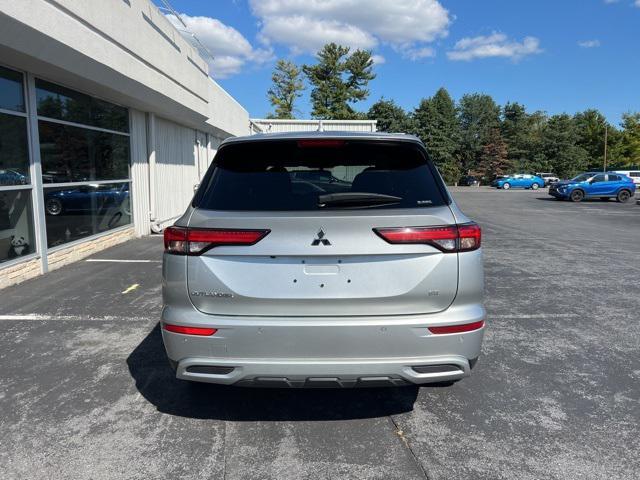 used 2024 Mitsubishi Outlander car, priced at $27,990