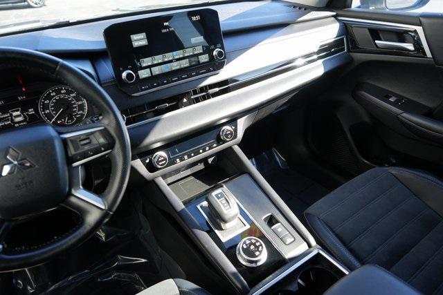 used 2024 Mitsubishi Outlander car, priced at $27,990