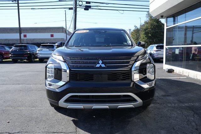 used 2024 Mitsubishi Outlander car, priced at $27,990