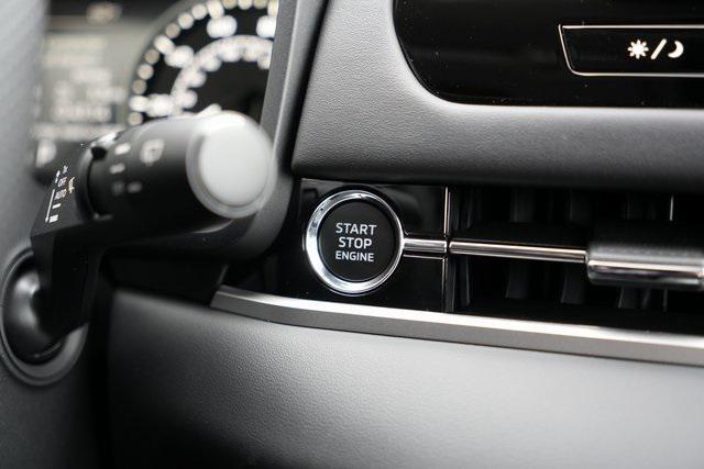 new 2025 Mitsubishi Outlander car, priced at $44,315