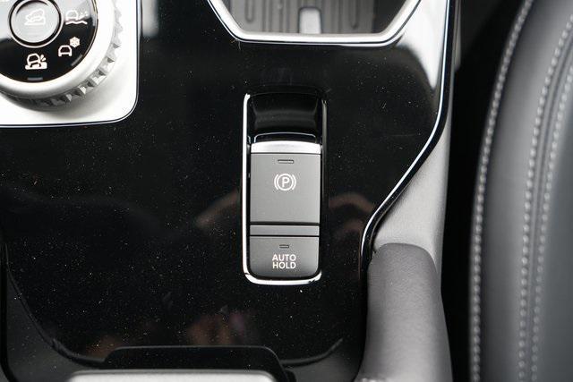 new 2025 Mitsubishi Outlander car, priced at $44,315