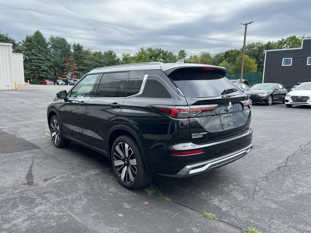 new 2025 Mitsubishi Outlander car, priced at $46,590