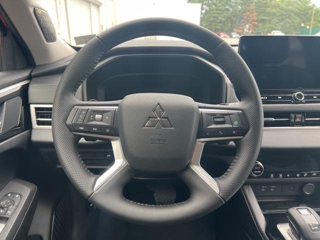 new 2025 Mitsubishi Outlander car, priced at $41,810
