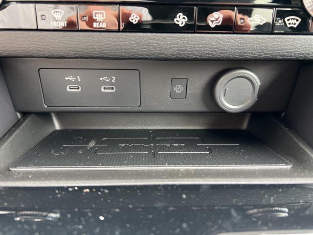 new 2025 Mitsubishi Outlander car, priced at $41,810