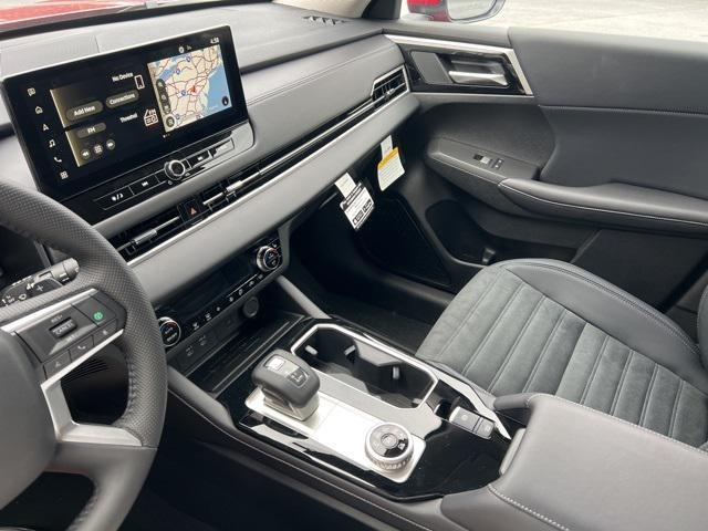 new 2025 Mitsubishi Outlander car, priced at $41,810