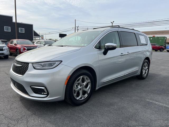used 2023 Chrysler Pacifica car, priced at $29,999