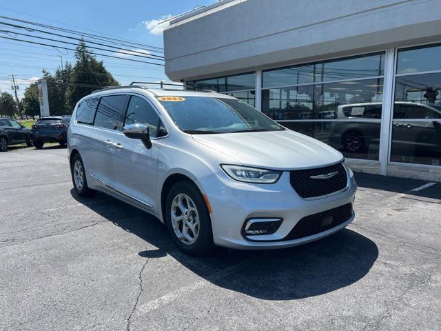 used 2023 Chrysler Pacifica car, priced at $29,999