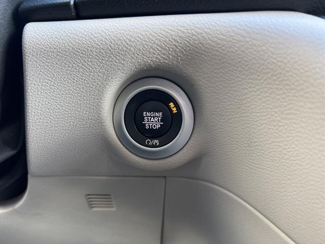 used 2024 Chrysler Pacifica car, priced at $34,516