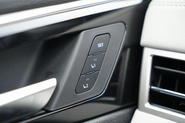 new 2025 Mitsubishi Outlander car, priced at $47,035