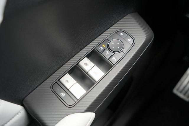 new 2025 Mitsubishi Outlander car, priced at $47,035