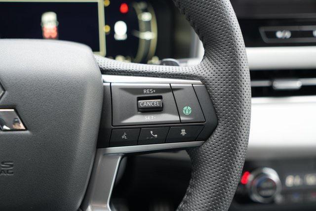 new 2025 Mitsubishi Outlander car, priced at $47,035