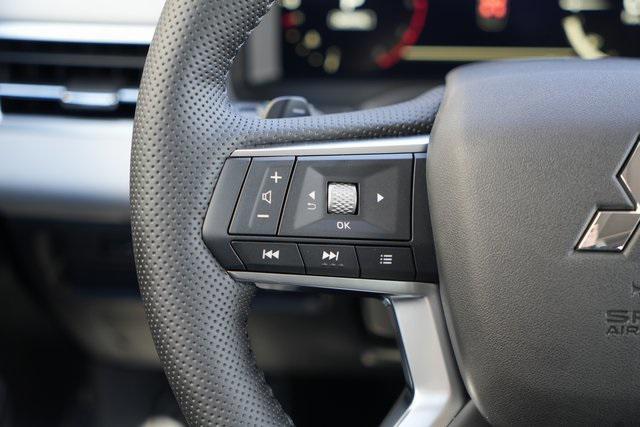 new 2025 Mitsubishi Outlander car, priced at $43,545