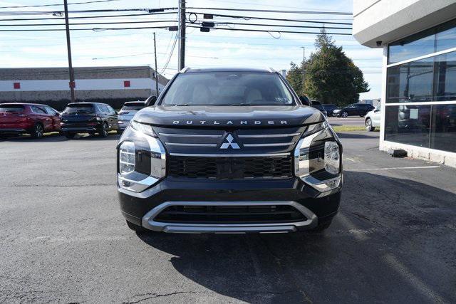 new 2025 Mitsubishi Outlander car, priced at $43,545