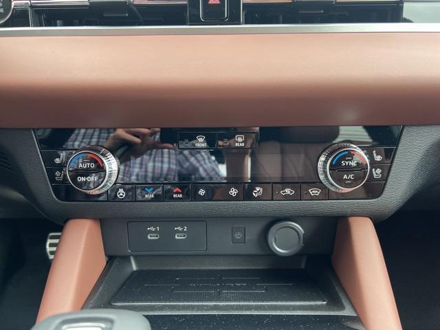 new 2025 Mitsubishi Outlander car, priced at $47,050