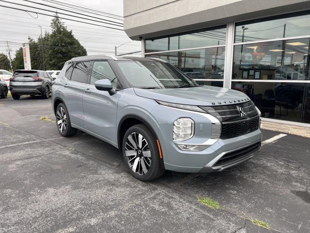 new 2025 Mitsubishi Outlander car, priced at $47,050