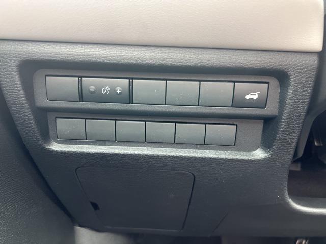 new 2025 Mitsubishi Outlander car, priced at $41,585