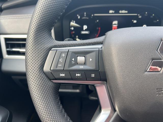 new 2025 Mitsubishi Outlander car, priced at $41,215