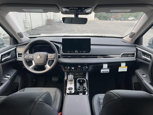 new 2025 Mitsubishi Outlander car, priced at $41,215