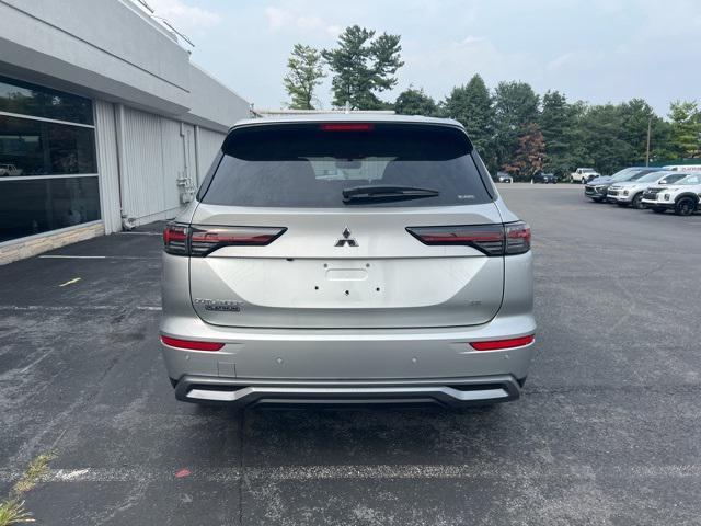 new 2025 Mitsubishi Outlander car, priced at $41,215