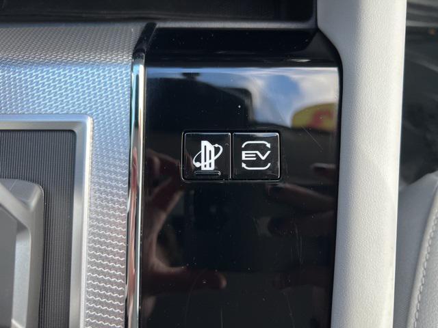 used 2023 Mitsubishi Outlander PHEV car, priced at $34,660