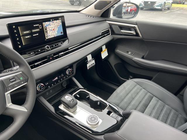 new 2025 Mitsubishi Outlander car, priced at $39,990