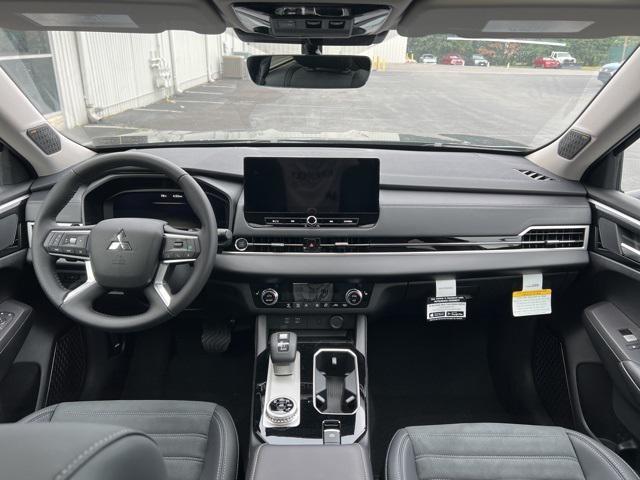 new 2025 Mitsubishi Outlander car, priced at $39,990
