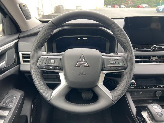 new 2025 Mitsubishi Outlander car, priced at $39,990