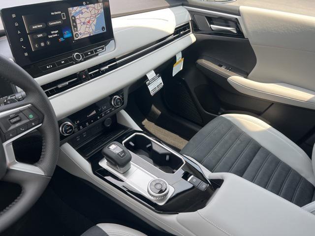 new 2025 Mitsubishi Outlander car, priced at $38,625