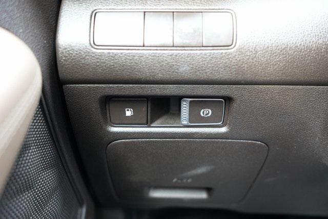 used 2023 Hyundai Santa Fe car, priced at $28,990