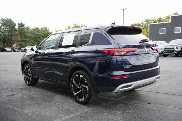 used 2024 Mitsubishi Outlander car, priced at $27,990