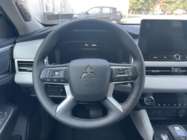 new 2025 Mitsubishi Outlander car, priced at $41,810