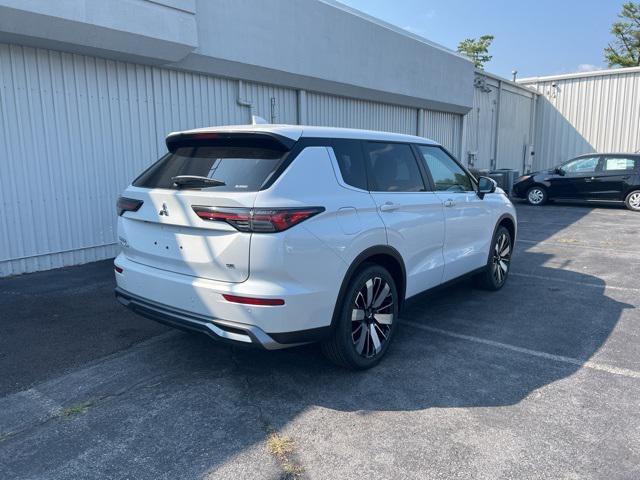 new 2025 Mitsubishi Outlander car, priced at $41,810
